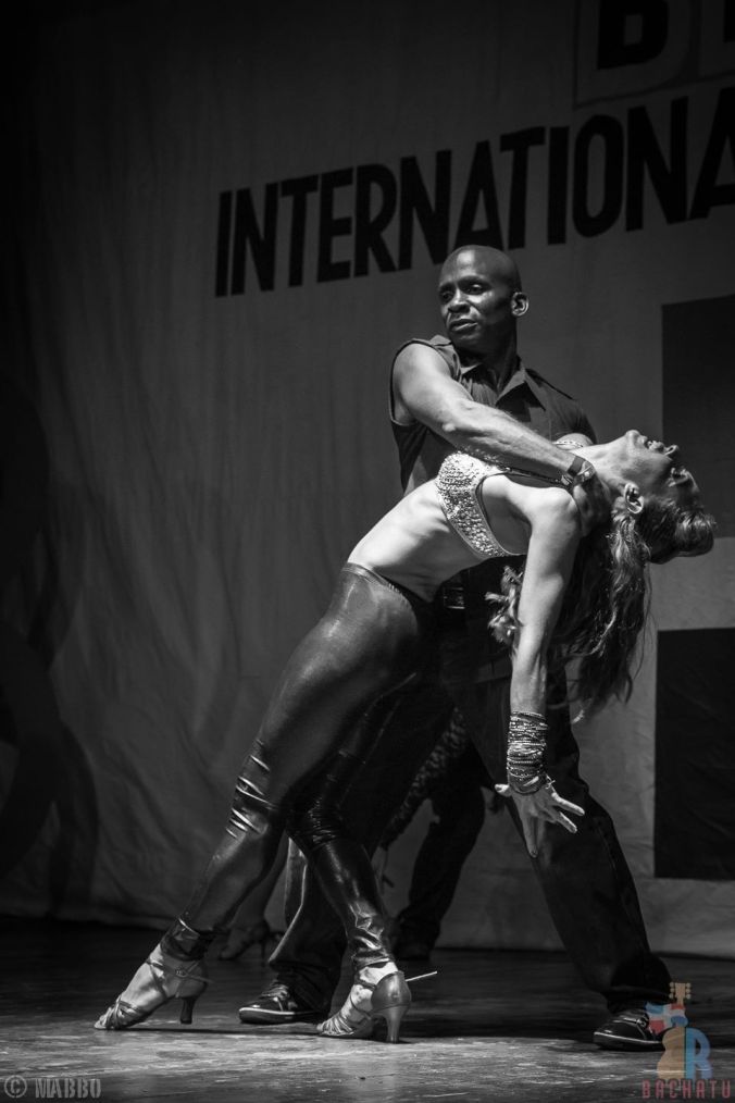 976851_510348655680304_2062134452_o